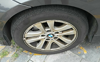 汽車右后車輪漏油是怎么回事 汽車后車輪漏油是什么原因